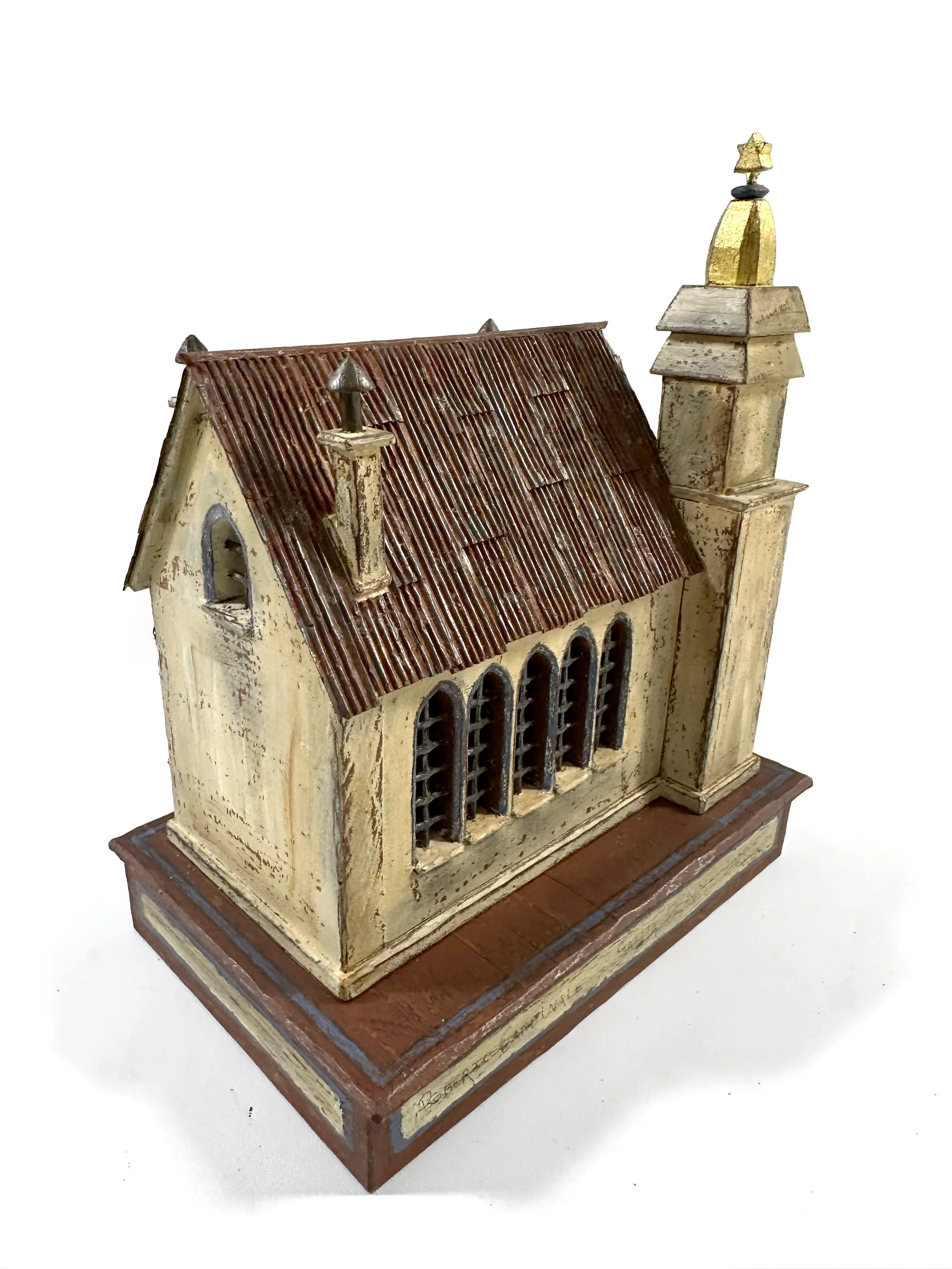 Synagogue Montefiore sculpture from the front left, the drawer in the base closed.